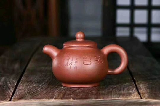 《德?！芬伺d紫砂壺陳順培原礦玉砂料全手工茶壺